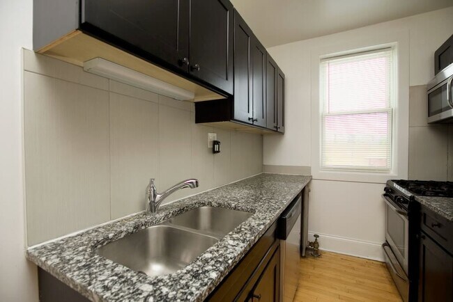 Foto del edificio - 4608 N Kildare Ave