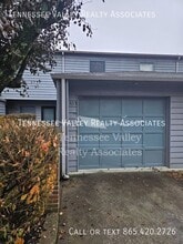 Building Photo - 433 Bramblewood Ln