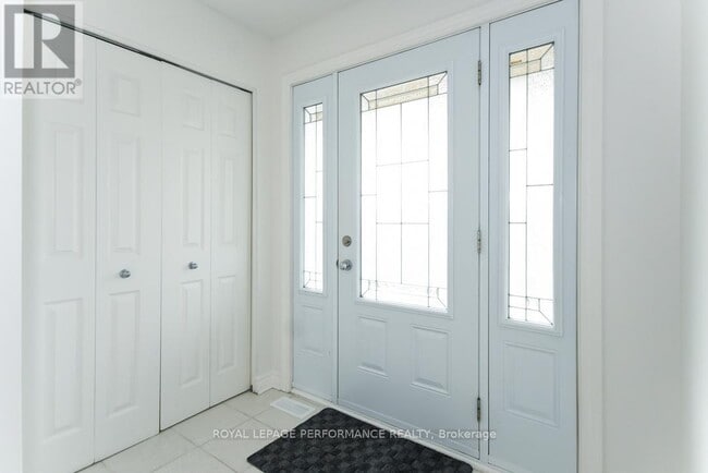 Building Photo - 522 Ruby St