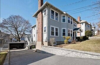 Building Photo - 24 Richards Rd