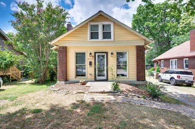 Foto del edificio - Walk to Vandy & Hillsboro Village – 24th A...