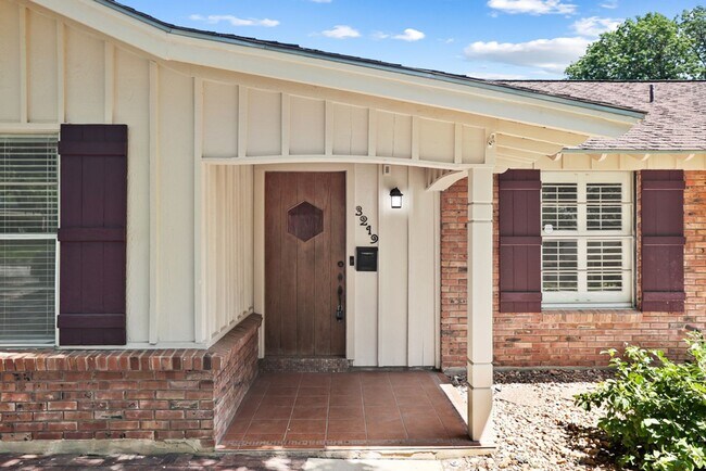 Building Photo - 4 Bedroom/2 Bath Northwood Subdivision