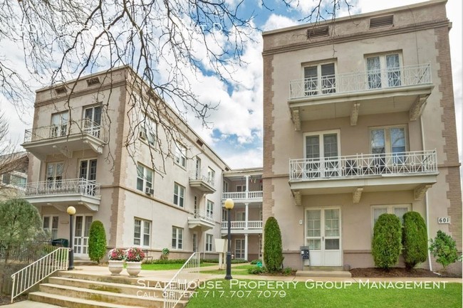Foto del edificio - Pennside Court Apartments