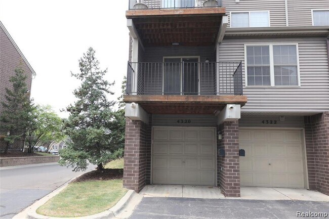 Foto del edificio - 4320 Maple St