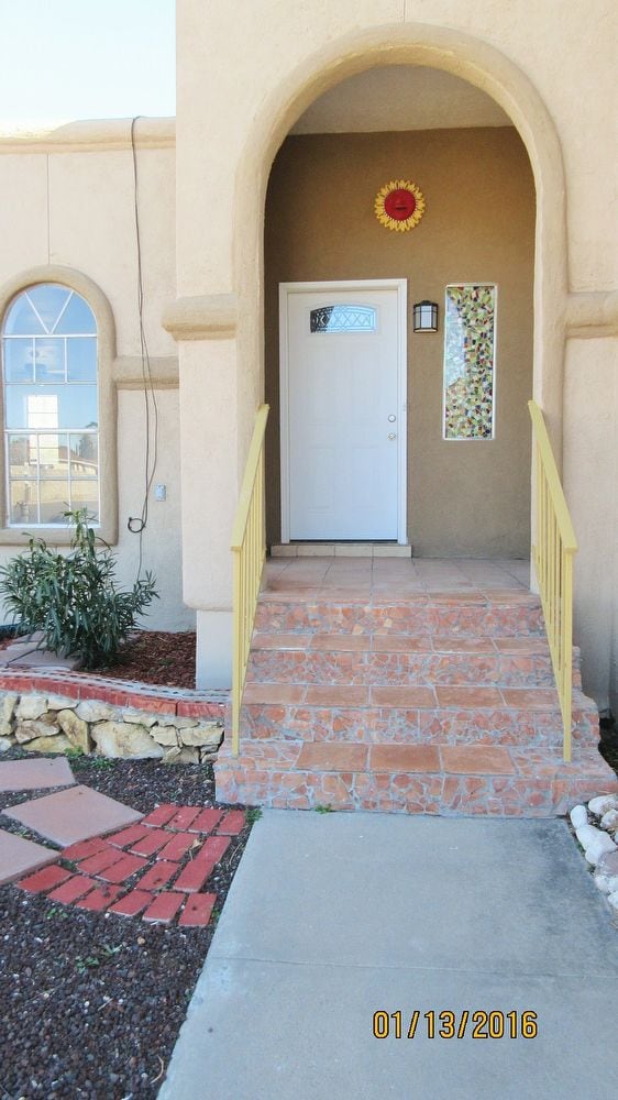 Building Photo - 756 Agua Caliente Dr