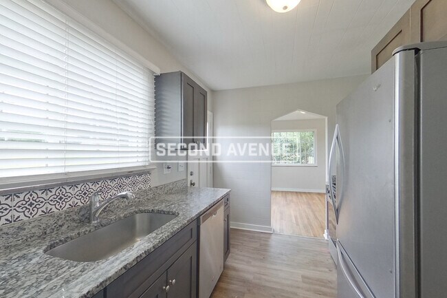 Foto del edificio - 2708 5th St