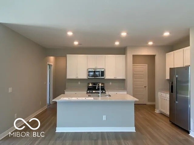 Foto del edificio - 2961 Bannerbrook Dr