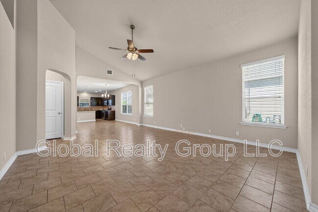 Foto del edificio - 14918 Goldfinch Wy