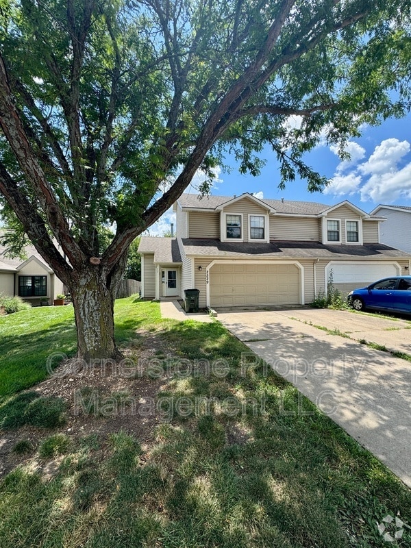 Building Photo - 2529 Crestline Ct