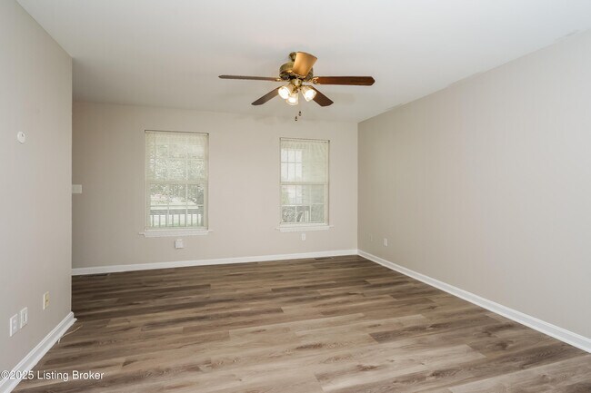 Building Photo - 311 Tyler Pkwy