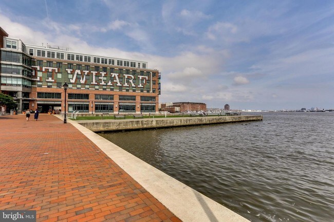 Foto del edificio - 1500 Thames St