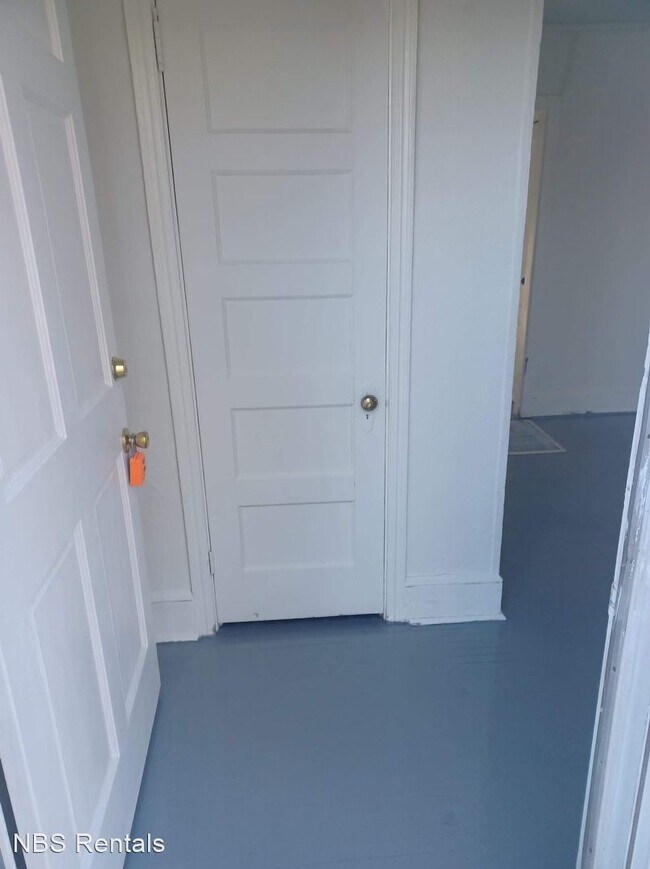 Foto del edificio - 2 br, 1 bath House - 301 Dudley Street