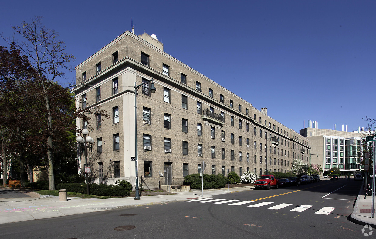 Primary Photo - East Campus Alumni Memorial Housing