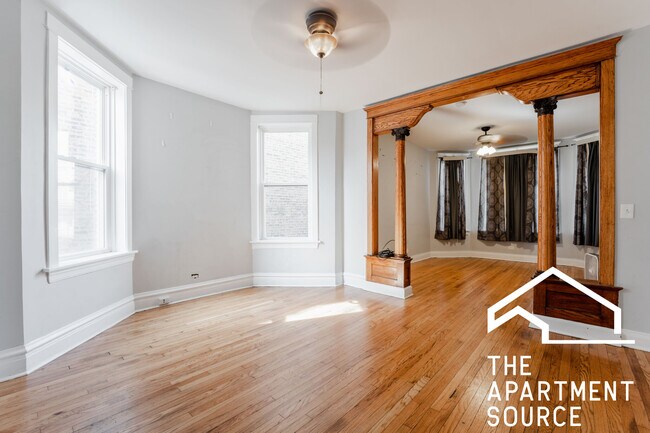 Building Photo - 1647 N Karlov Ave