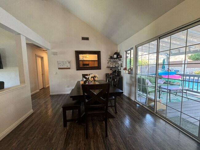 Building Photo - COMING SOON! 3-Bedroom Single-Story Home w...
