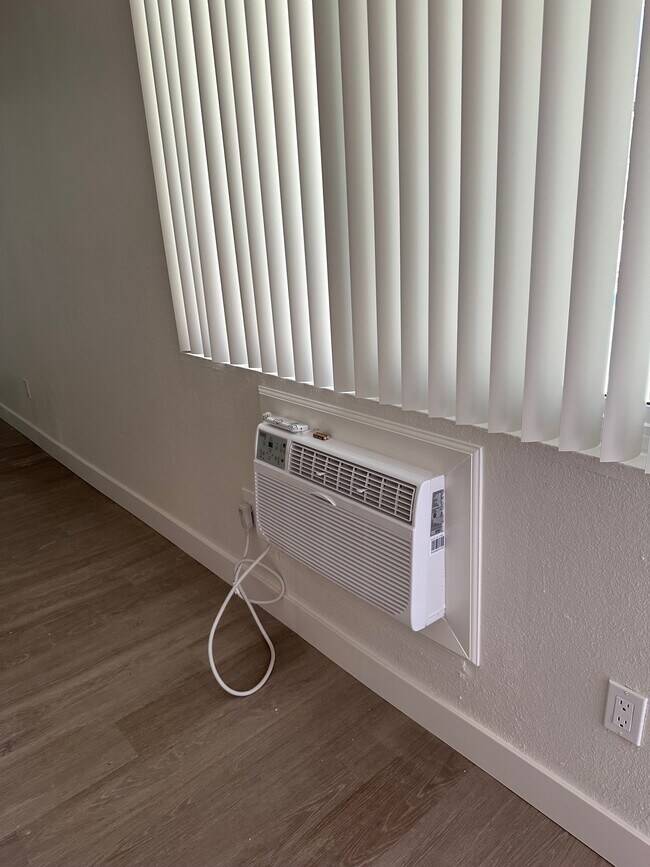 Unidad de aire acondicionado más nueva - 25 New York St