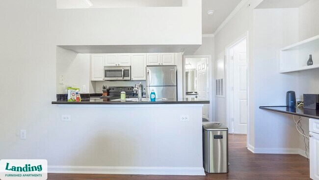 Foto del edificio - 5406 Viewcrest Way
