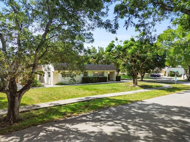 Building Photo - 17244 SW 112th Pl