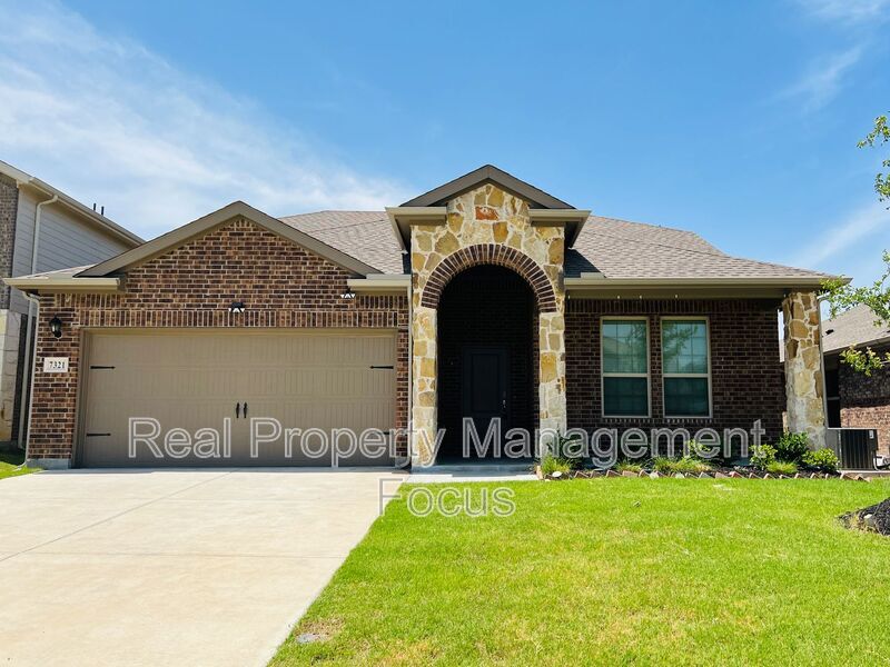 Foto principal - 7321 Bledington Ln