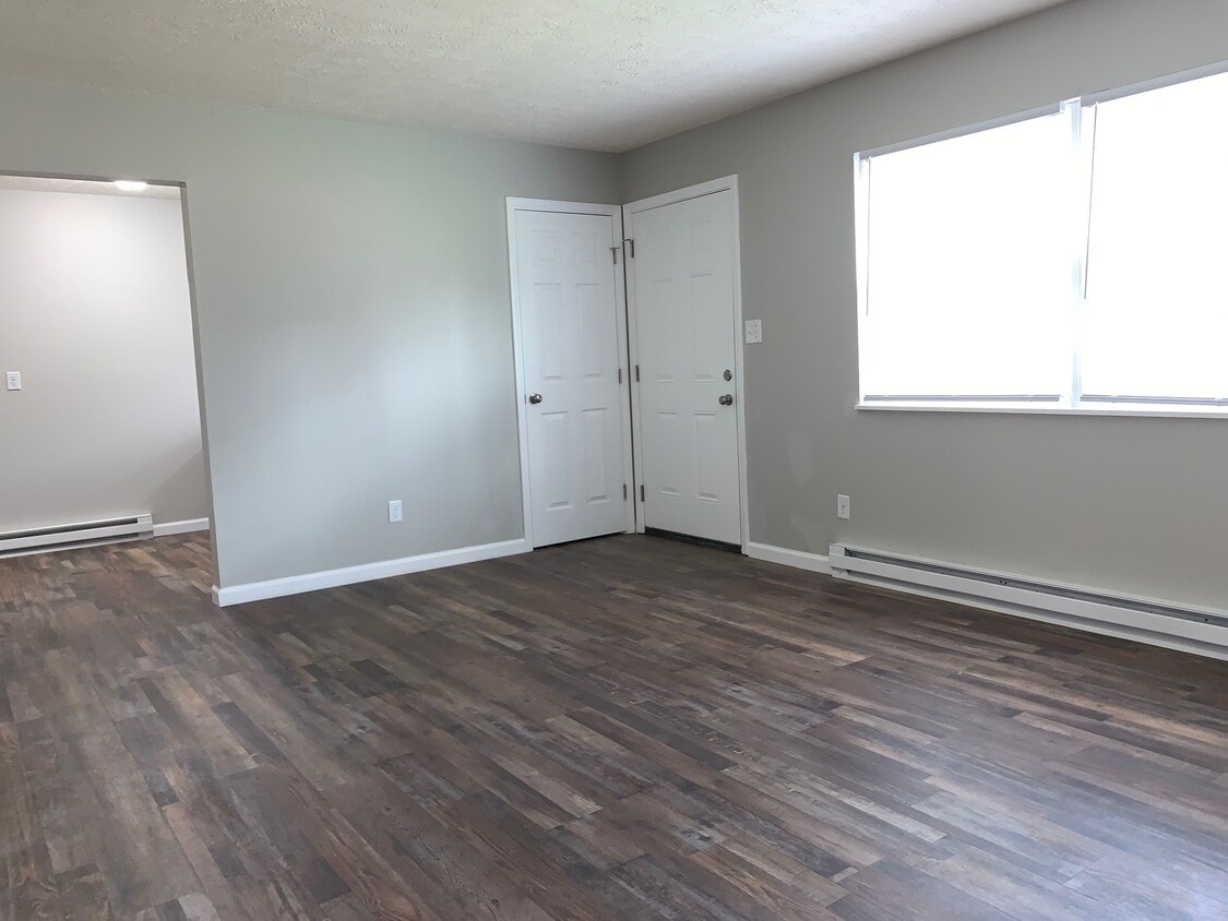 218 Bridge St, Franklin, OH 45005 Townhome Rentals in Franklin OH