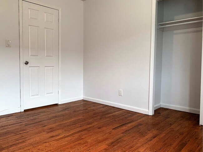 Foto del edificio - 964 Ashford St