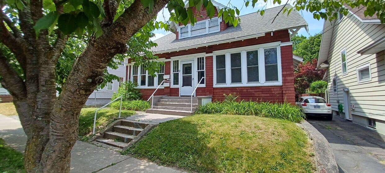 9 Hayden St, Binghamton, NY 13905 Apartments in Binghamton, NY