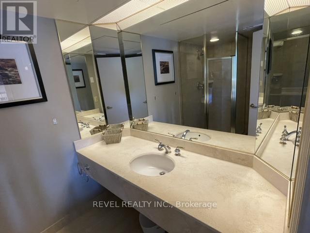 Building Photo - 90 Highland Dr