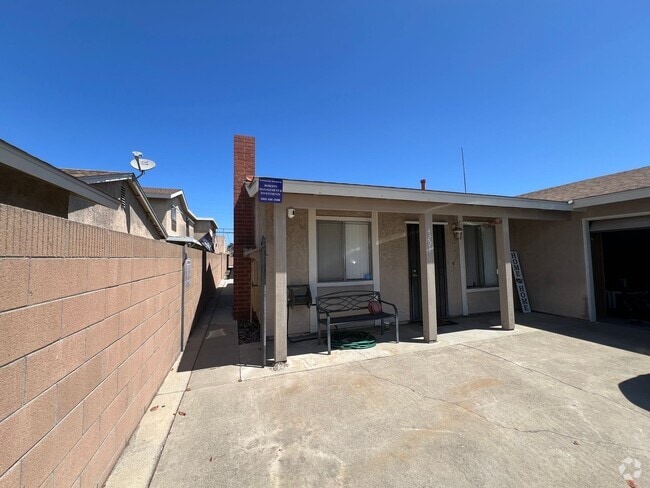 Building Photo - 4297 Farquhar Ave