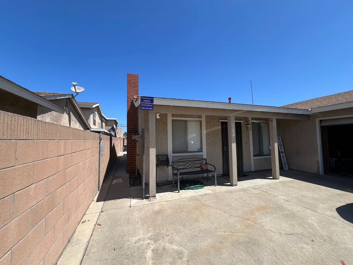 Foto principal - 4297 Farquhar Ave