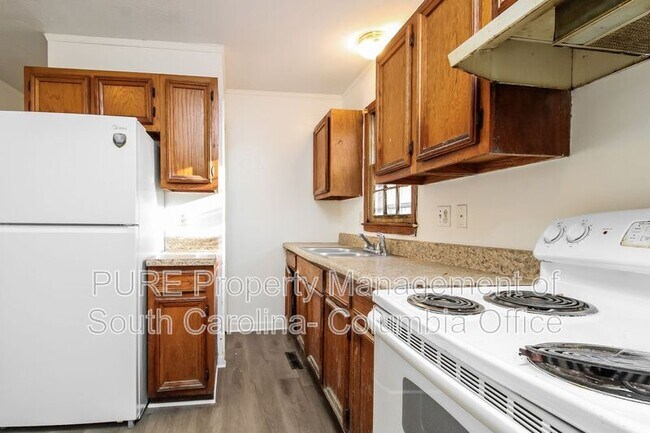 Foto del edificio - 1025 Rockymount Rd