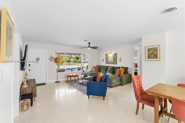 Foto del edificio - 1116 SE 13th Ct