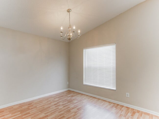 Foto del edificio - 10422 Hunters Haven Blvd