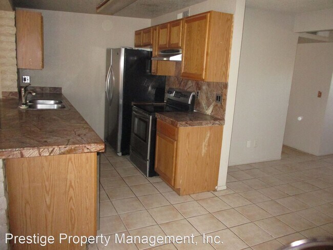 Foto del edificio - 3 br, 2 bath House - 4602 S Goldenrod Pl