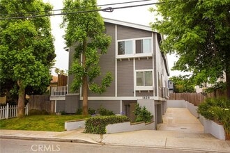 Building Photo - 1420 12th St