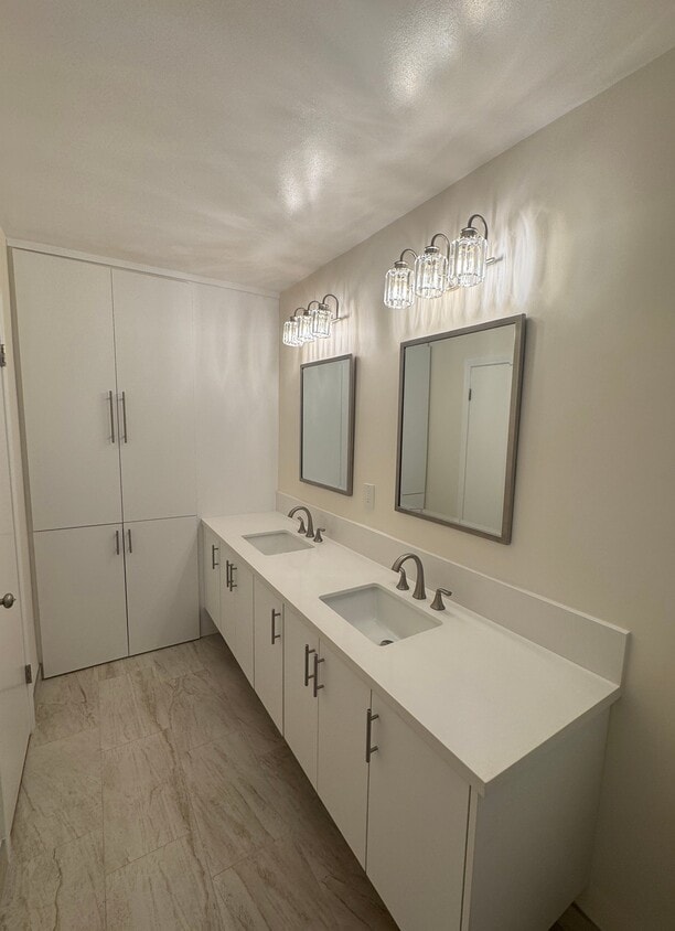 Photo - 1800 Camden Ave (Los Angeles, CA)