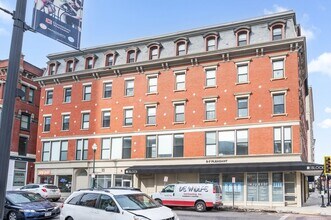 Building Photo - 5-7 Pleasant St