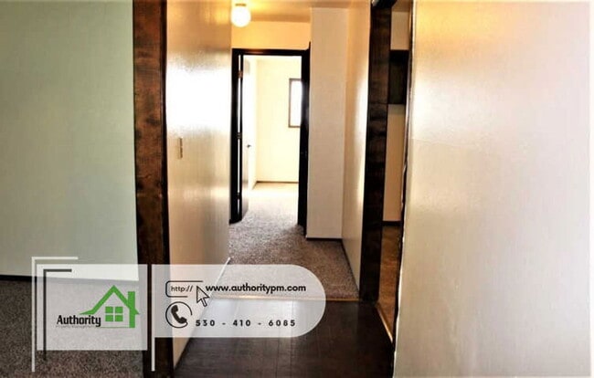 Building Photo - 1139 Del Sol Pl