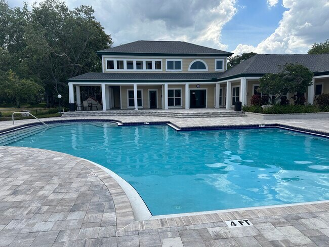 Foto del edificio - 4211 Chatham Oak Ct