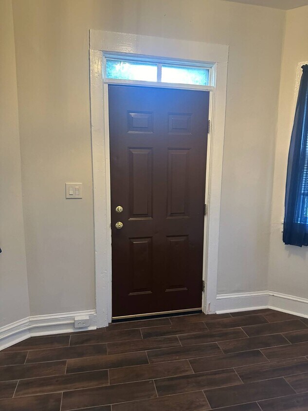 Foto principal - 1150 Barwick St