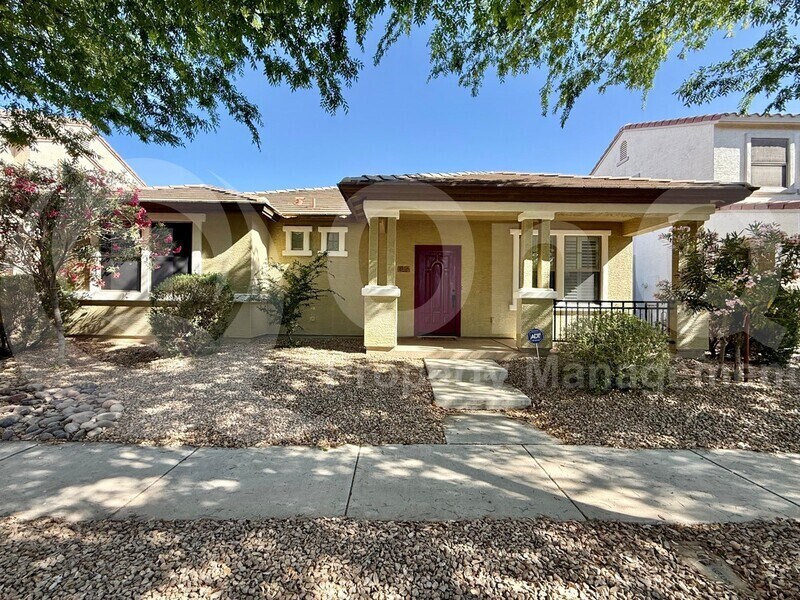 Primary Photo - 3308 E Patrick St