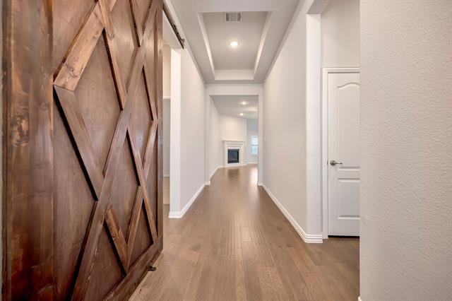 Building Photo - 1104 Superbloom Ave