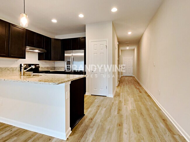 Foto del edificio - NEW Lower Rental Rate Leasing Special: Mar...