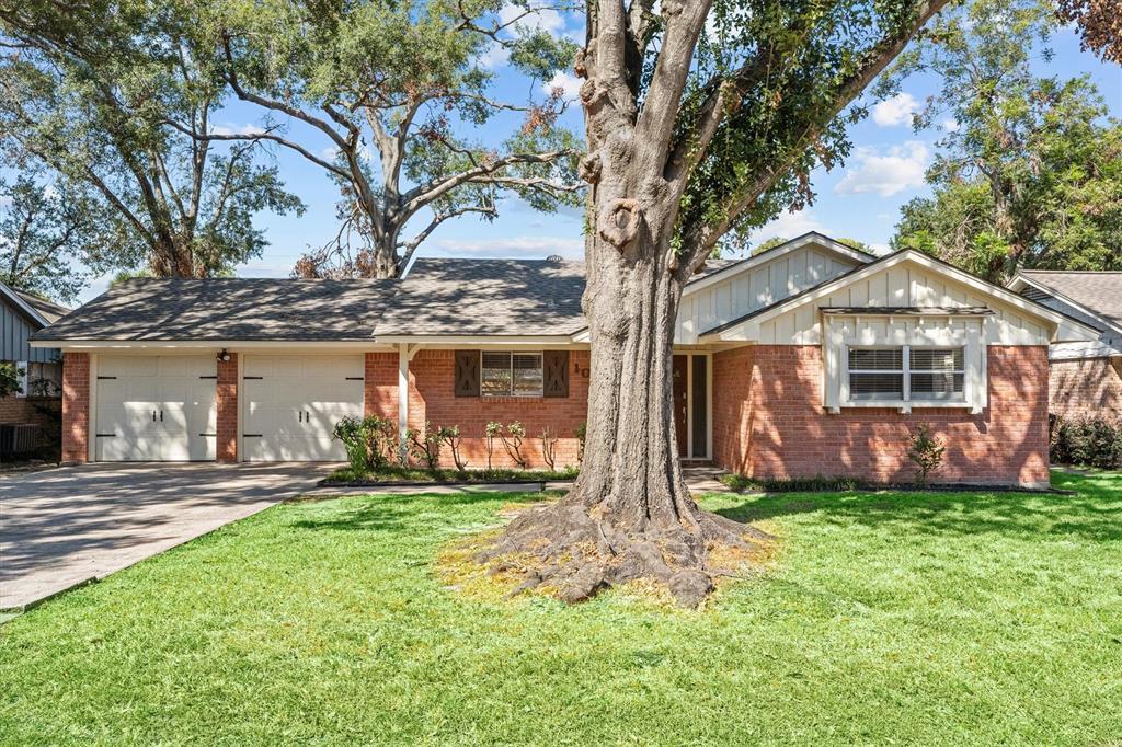 Foto principal - 10030 Haddington Dr