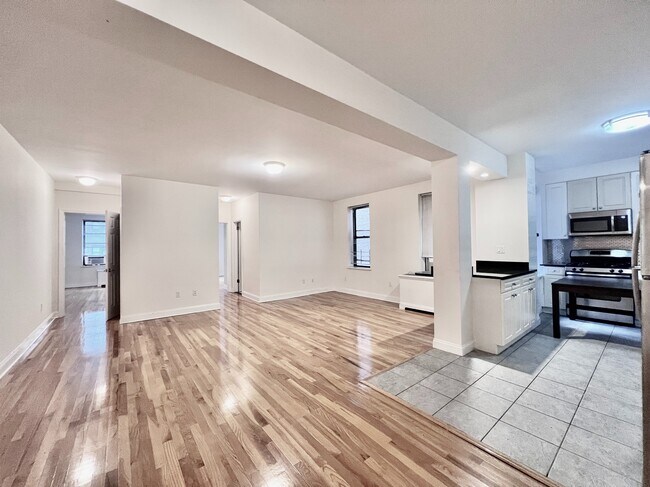 Foto del edificio - 105 Pinehurst Ave