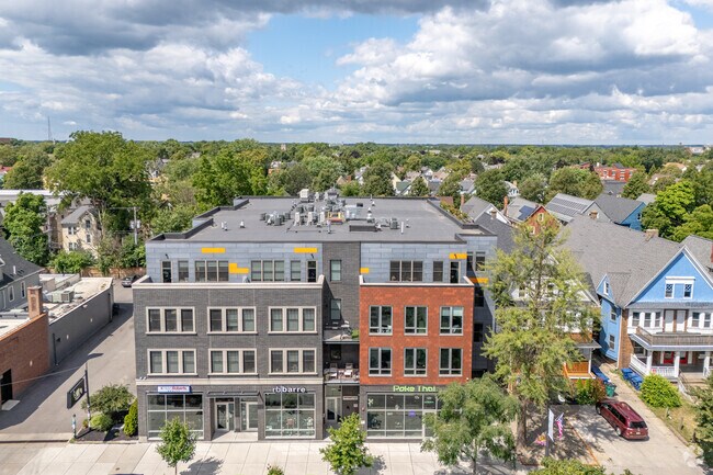 Foto del edificio - District West Lofts on Elmwood:  Luxury Apartments in the heart of the Elmwood District