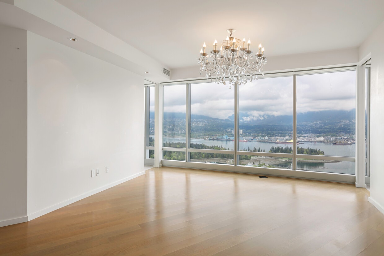 Primary Photo - 1151-1151 W Georgia St