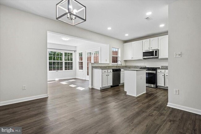 Building Photo - 3802 Koval Ln
