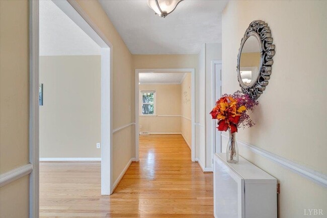 Building Photo - 405 Oakland Cir