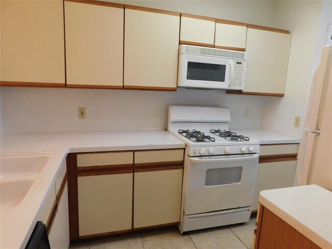 Foto del edificio - 2930 Grants Lake Blvd