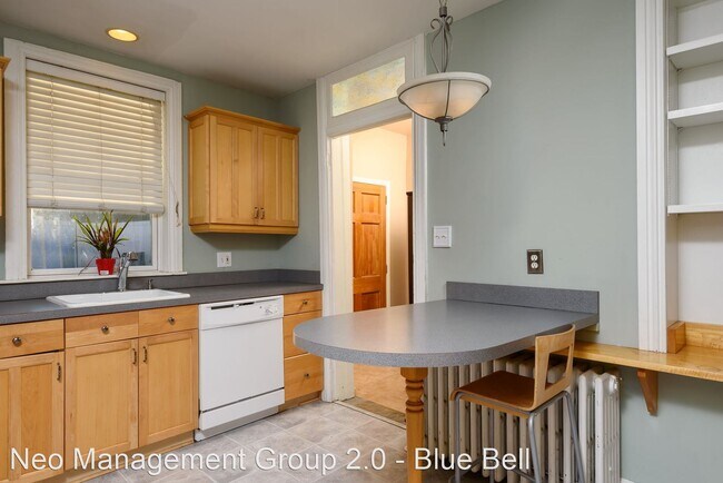Foto del edificio - 4 br, 2 bath House - 7 Cedar Ave